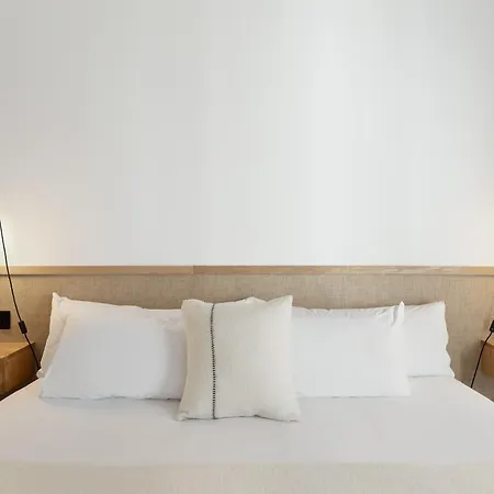 Ola Living Calabria Lägenhet Barcelona